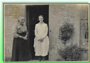 Alice with daughter Vera Winifred